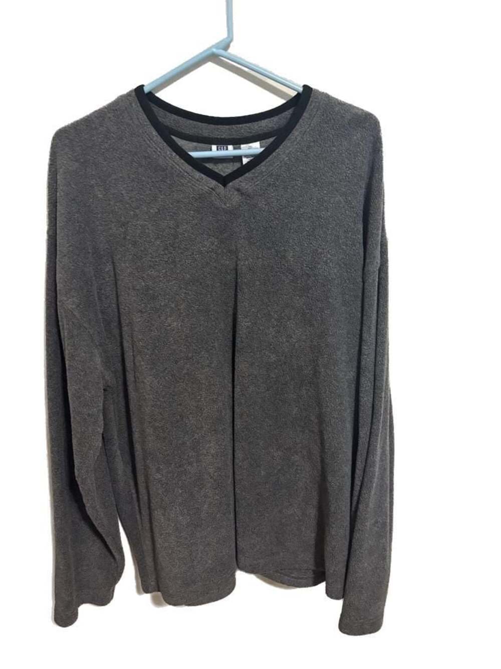 Vintage Y2K GAP Factory Store Men's Fleece V-Neck Pullover Sweatshirt